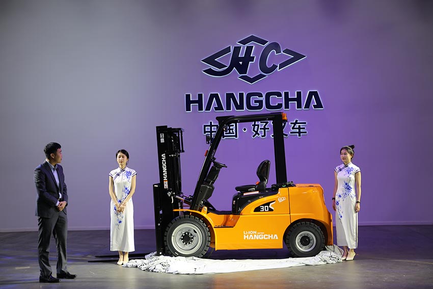 Global Launch - Hangcha XE Series Electric Forklifts (2).jpg